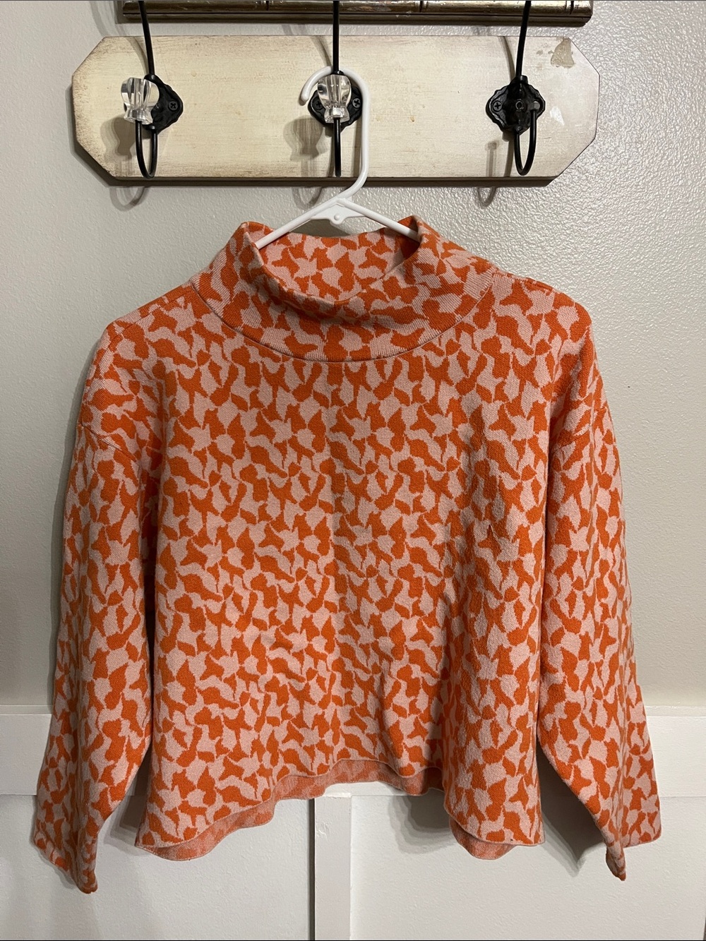 Anthropologie Maeve Carys Mock Neck Sweater in an orange and pink Sz Med